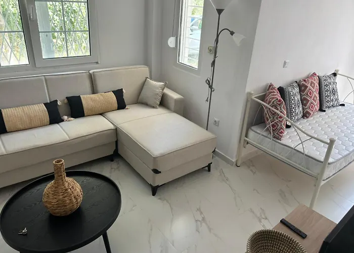 Tatil Evi Natural Blue Messonette Kriopigi